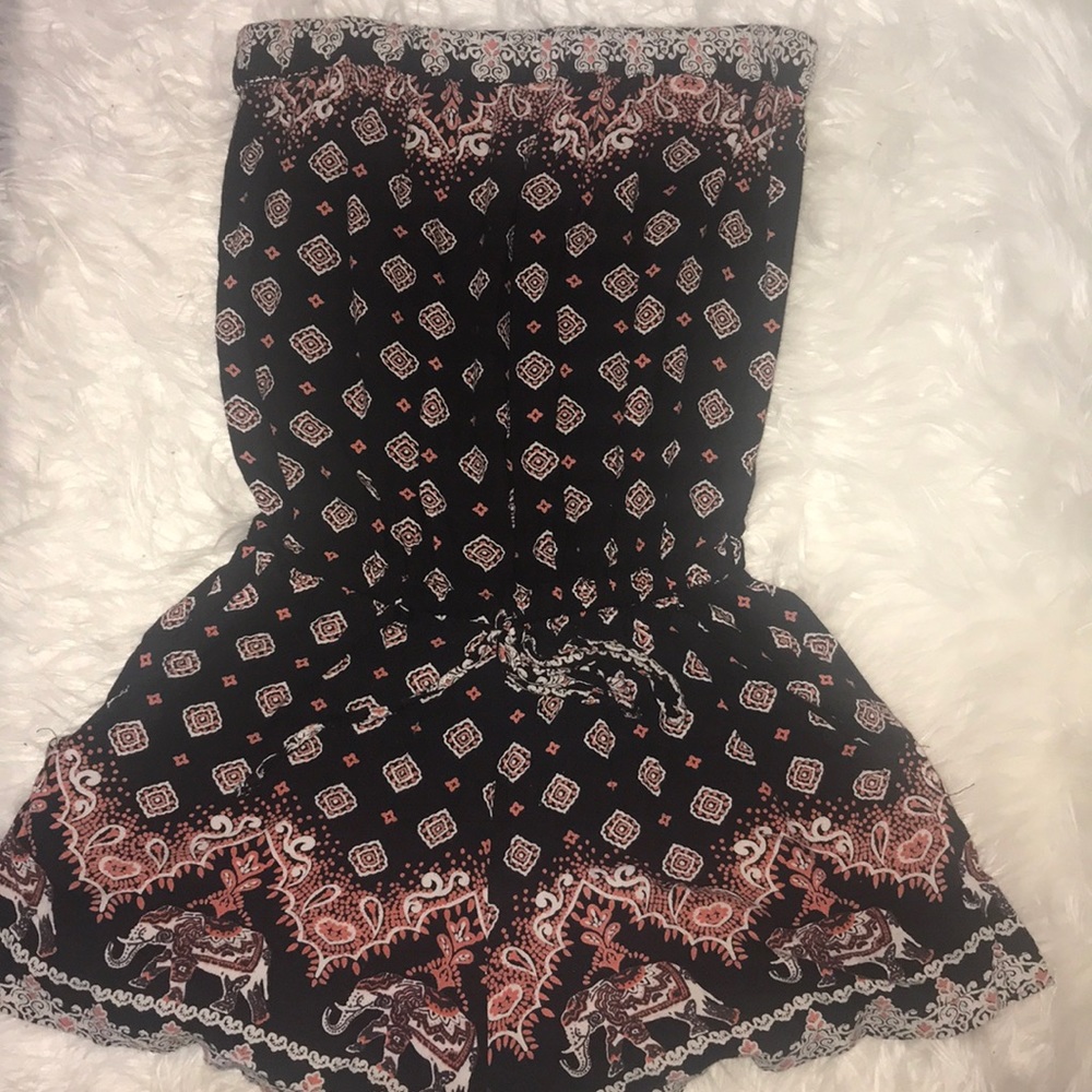 !strapless elephant print romper!